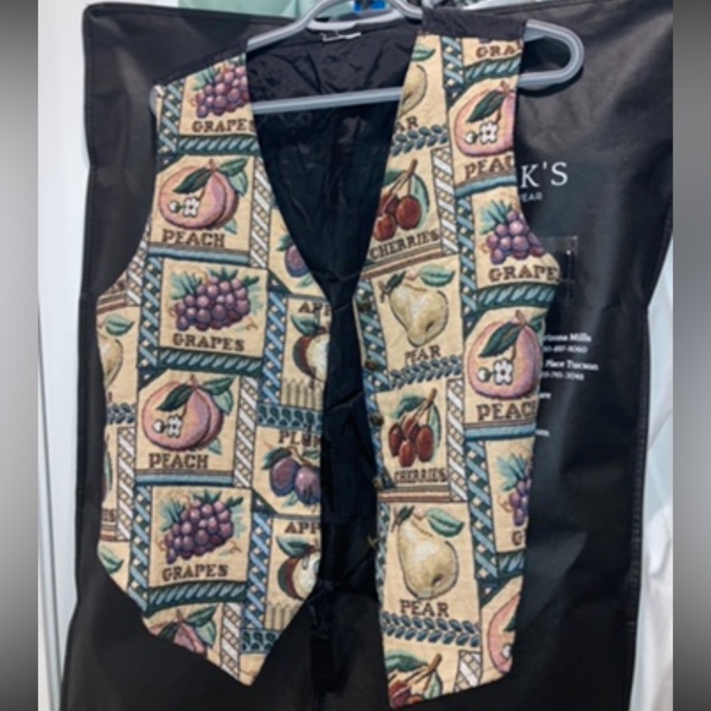 Fruit vest! size L